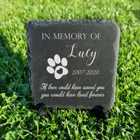 Personalisiertes Pet Dunkelgrau Sweet Heart Teil Gedenkstein Schiefer Stein Plakette in Der Größe 10x10cm von EclecticPrintDesign