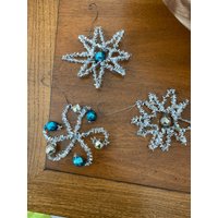 Vintage Mid Century Glas Perlen Chenille Weihnachtsornamente 3Er Set von Eclectrix