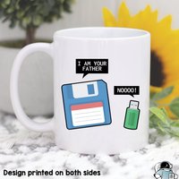Floppy Disk Und Usb Tasse, Computer Tech Support Kaffeetasse, Lustige Coding Geschenke, Techniker Geschenk, Entwickler Kaffeetasse von EclipseMugs