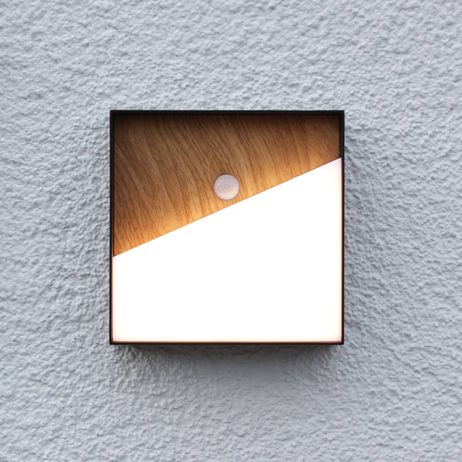 LED-Akku-Wandleuchte Meg, holzfarben, 15 x 15 cm, Sensor von Eco-Light