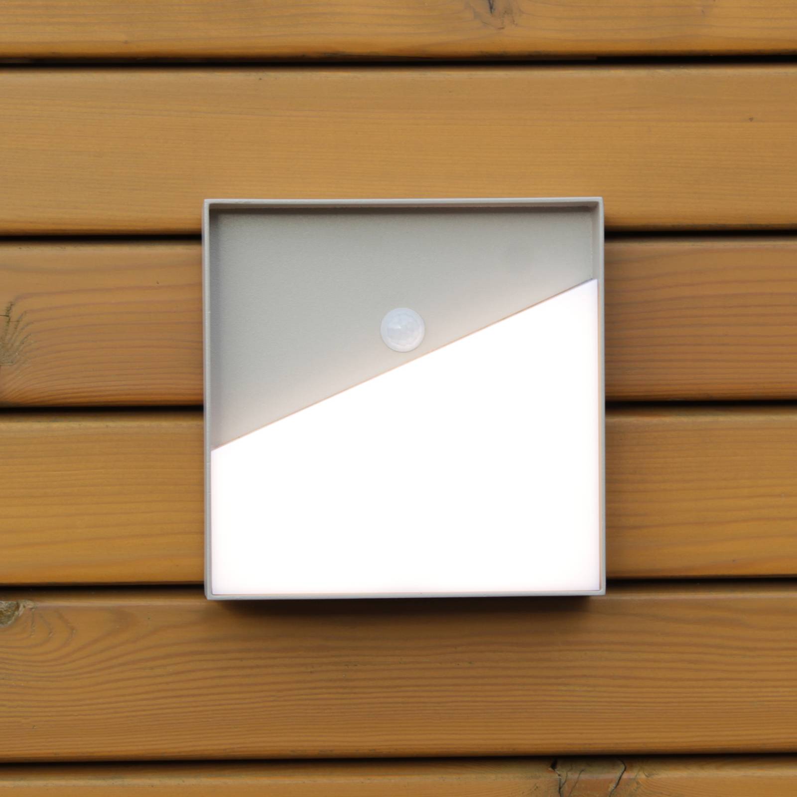 LED-Akku-Wandleuchte Meg, sandfarben, 15 x 15 cm, Sensor von Eco-Light