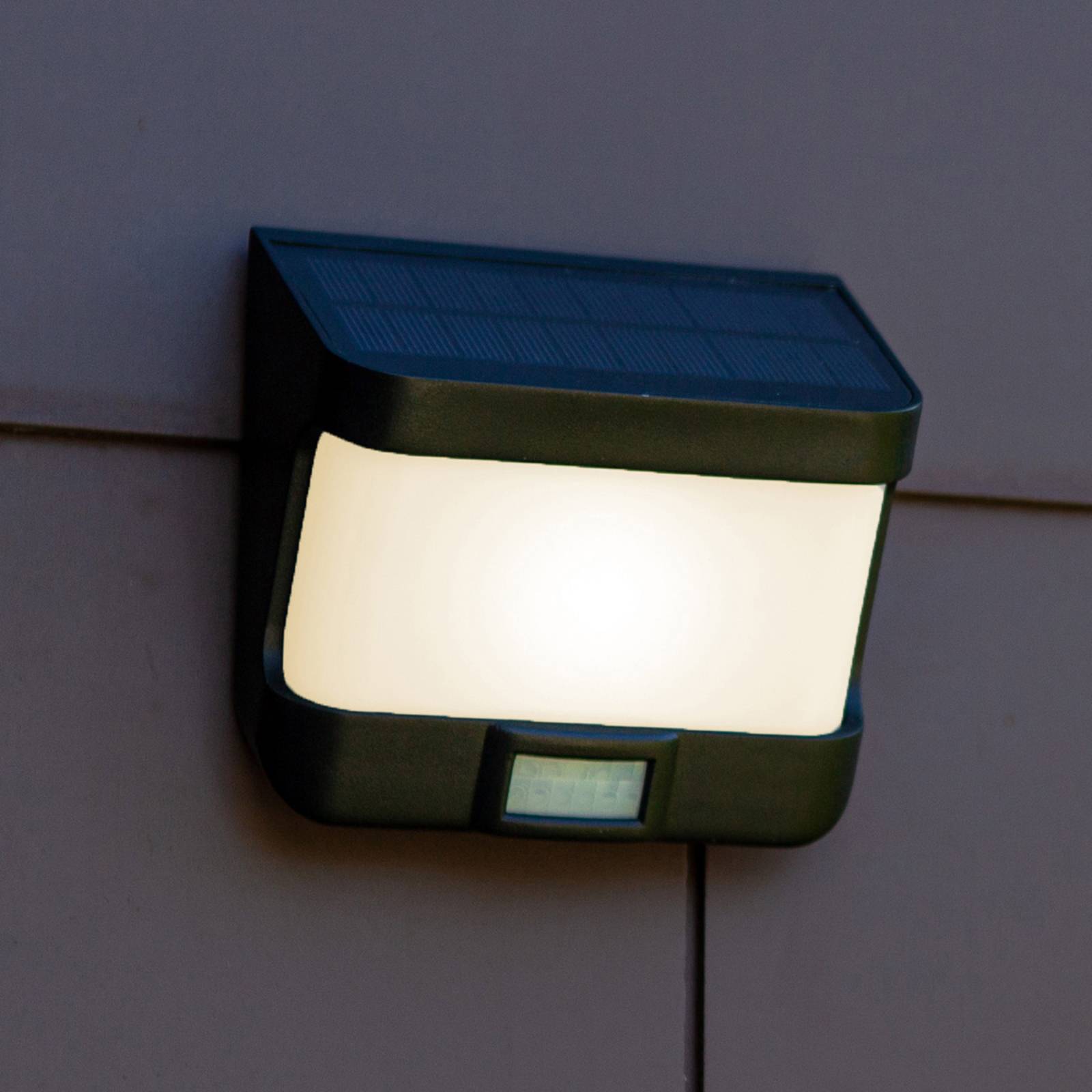 LED-Solarwandleuchte Try mit Bewegungsmelder von Lutec