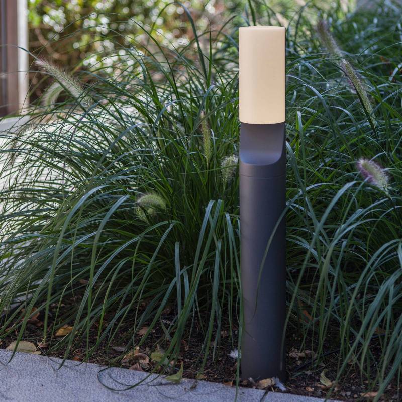 LED-Wegeleuchte Bati mit halbrundem Diffusor LED-Wegeleuchte Bati mit halbrundem Diffusor von Lutec