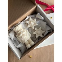 Geschenkbox | Nussknacker Und Weihnachtsstern Kerze Weihnachtsdekoration Geschenkbox | Nussknacker Und Weihnachtsstern Kerze Weihnachtsdekoration von EdelesCandles
