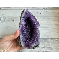 Amethyst Druse Standfläche Ca. 907G Polierter Rand Naturstufe Geode #f48 von EdelsteinchenWelt