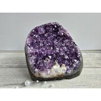 Amethyst Druse Standfläche Ca. 951G Polierter Rand Naturstufe Geode #f43 von EdelsteinchenWelt