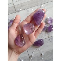 Amethyst Trommelsteine Brasilien Naturstein Natürliche Farbe Home Decor von EdelsteinchenWelt