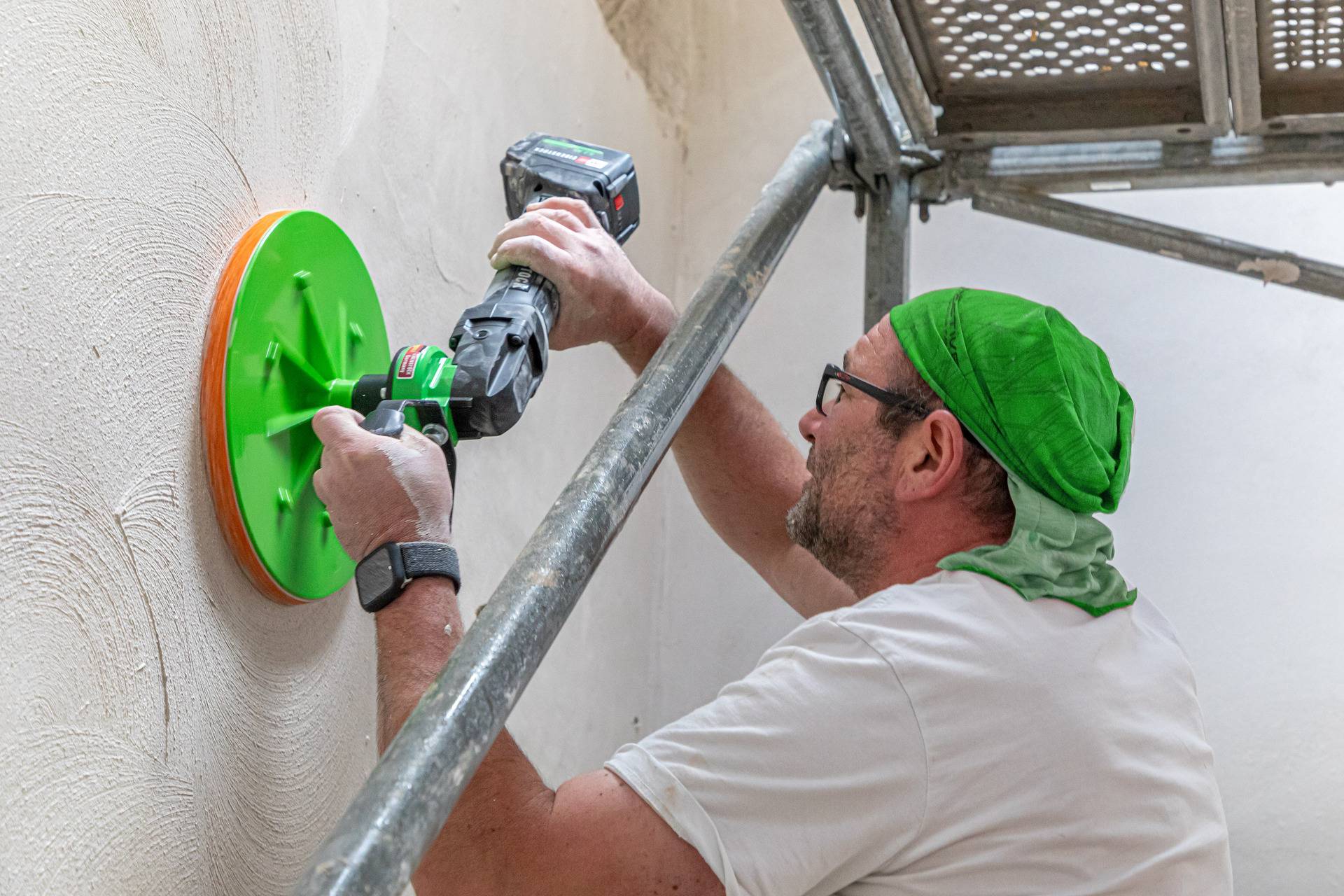 Akku-Putzbearbeitungsmaschine EPG 300 A von Eibenstock