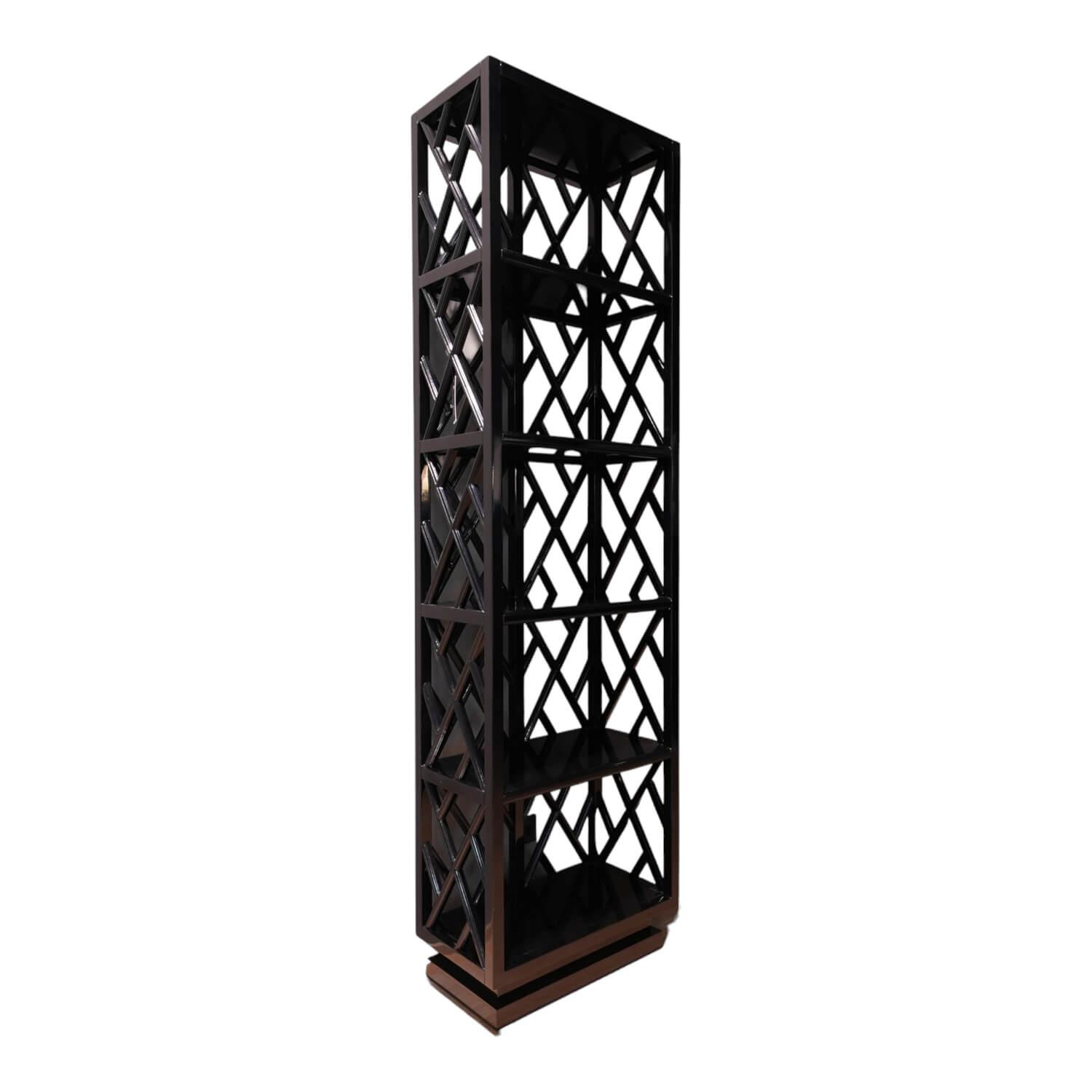Regal Harmony Piano Black Holz Finish Schwarz Regal Harmony Piano Black Holz Finish Schwarz von Eichholtz