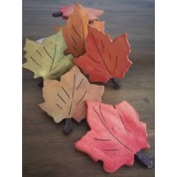 Bunte Herbstblätter Aus Holz, 3Er Set, Ahornblatt, Wald, Natur, Herbst, Holzdekoration, Herbstdeko von EigisTraumwerkstatt