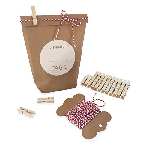 Adventskalender Geschenktüten Set noch... Tage, 24 Kraftpapiertüten zum selbst befüllen, 24 Mini-Klammern & Garn, Adventstüten basteln für Kinder & Erwachsene, Geschenkpapier Alternative, 14,5 x 22 cm von Eine der Guten