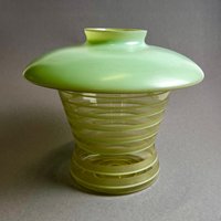 Lampenschirm Lampion Laterne Vintage Glasschirm Für Lampe 50S 60S Grün Glas Mit Streifen Ersatzschirm Pilzform von EisenhoferAntik