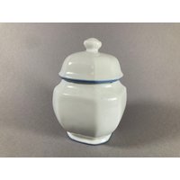 Vintage Zuckerdose Burg Lindau Feines Porzellan Blaue Linie von EisenhoferAntik