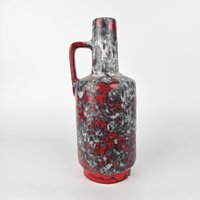 Eine Seltene Westdeutsche Fat Lava Vase/Krug Von Ruscha, Mit Roter Und Weißer Glasur Eine Seltene Westdeutsche Fat Lava Vase/Krug Von Ruscha, Mit Roter Und Weißer Glasur von Eksternest