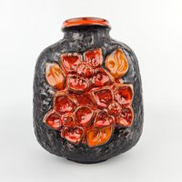 Eine Westdeutsche Fat Lava Vase Von Carstens Tönnieshof. Die Trägt Die Nummer 7764-25 von Eksternest