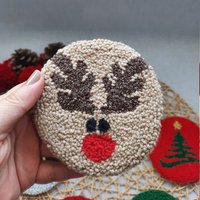 Weihnachtsbecher Teppich Untersetzer, Urlaub Einzigartige Geschenke, Punch Needle Handgemachtes Weihnachtsgeschenk, Weihnachtsdekor von EladoDesign