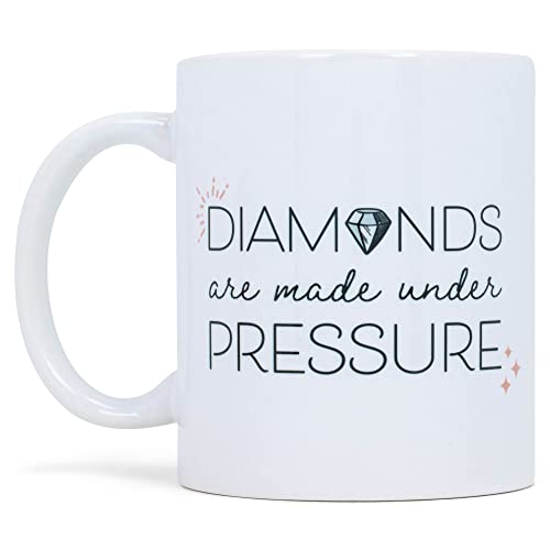 Elanze Designs Diamonds Are Made Under Pressure Kaffeetasse aus Keramik, 325 ml, Weiß von Elanze Designs