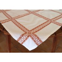 Vintage Bestickte Gewebte Tischdecke, Handgefertigte Traditionelle Farbe Beige Braun - Baumwolle, Tischdecke Vintage Bestickte Gewebte Tischdecke, Handgefertigte Traditionelle Farbe Beige Braun - Baumwolle, Tischdecke von EldimaLife