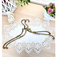 2 Alte Kleiderbügel Aus Messing Landhaus Deko Nostalgie Vintage 2 Alte Kleiderbügel Aus Messing Landhaus Deko Nostalgie Vintage von ElenaArtVintage