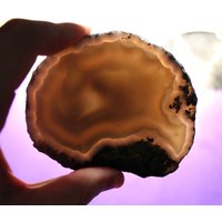 Durchscheinende Scheibe Aus Einem Achat Geode Brasilien von ElevatedByNature