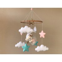 sterne Und Wolken Mobile Mädchen Bär Mond. Rosa Türkis Kinderzimmer Dekor. Erstes Weihnachtsgeschenk, Geschenk Für Neugeborene, Taufgeschenk von ElfBabyMobile