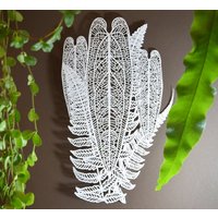Anthurium Warocqueanum & Fern-Inspired Botanical Paper Cut | Intricate Lace-Like Leaf Skeleton Wall Art Unique Contemporary Decor von Elfenschein