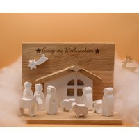 Moderne Weihnachtskrippe Auf Holz, Weihnachtsdeko, Winterdeko, Weihnachten, Krippe Aus Raysin, Gesegnete Weihnachten, Handgefertigt Moderne Weihnachtskrippe Auf Holz, Weihnachtsdeko, Winterdeko, Weihnachten, Krippe Aus Raysin, Gesegnete Weihnachten, Handgefertigt von ElianiShop
