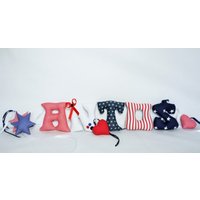 Genähte Buchstaben, Girlande, Namensgirlande, Stoffbuchstaben, Kind Geburt Name Personalisierbar, Kinderzimmerdeko Genähte Buchstaben, Girlande, Namensgirlande, Stoffbuchstaben, Kind Geburt Name Personalisierbar, Kinderzimmerdeko von Ellarien