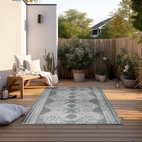 Elle Decoration In und Outdoor Teppich – Wendeteppich Wetterfest & Wasserfest - Modernes Boho Ethno Muster Geometrisch Outdoorteppich für Garten, Balkon, Terrasse, Wohnzimmer – Grün, 120x170cm von ELLE Decoration