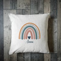 Personalisierter Boho Regenbogen Kissenbezug - Mädchen Schlafzimmer Namenskissen Personalisiertes Kissen Lehrerkissen von EllieBeanPrints