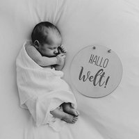 Holzschild Hallo Welt Namensschild Geschenke Zur Geburt Meilenstein von EllizShop
