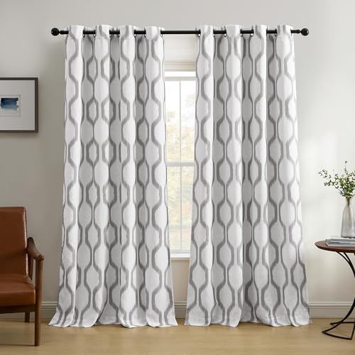Elrene Home Fashions Renzo Ikat Geometrischer Raumverdunkelungsvorhang Fenstervorhang Wohnzimmer und Schlafzimmer Vorhang mit Ösen, 132,1 x 241,3 cm, 1 Panel, Hellgrau Elrene Home Fashions Renzo Ikat Geometrischer Raumverdunkelungsvorhang Fenstervorhang Wohnzimmer und Schlafzimmer Vorhang mit Ösen, 132,1 x 241,3 cm, 1 Panel, Hellgrau von Elrene