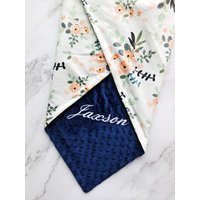 Florale Baby Decke Personalisierte Mädchen Empfangen Benutzerdefinierte Monogramm Shower Geschenk Neugeborenen von EmblifeDesign