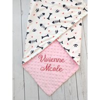 Personalisierte Baby Hunde Katzendecke Benutzerdefinierte Haustierdecke Welpe Kätzchen Knochendecke Hundedecke Minky Stickerei Namen Decke Haustier von EmblifeDesign