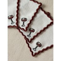 Gestickte Espresso Martini Cocktail-Servietten 4Er-Set, Handgefertigt Gestickte Espresso Martini Cocktail-Servietten 4Er-Set, Handgefertigt von EmbroideraUS