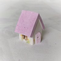 Keramik Mini Haus Windlicht Flieder Dach Wohndekoration, Frühlingsakzente von EmeraldGreenEyeCat