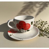 Handgemachte Teetasse Aus Keramik Mit Mohnblumen Motiv Handgemachte Teetasse Aus Keramik Mit Mohnblumen Motiv von EmilyPotteryArt