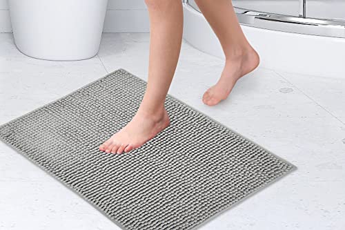 Emma Barclay Noodle Soft Touch Rutschfester Badezimmerteppich in Silber – Duschmatte 40 x 60 cm von Emma Barclay
