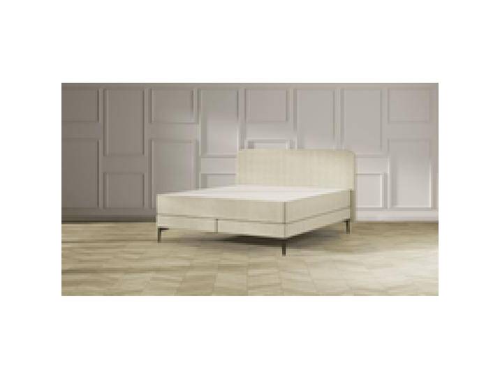Emma Elite Boxspringbett - Beige - 200x200 cm - Kopfteil Streifen - Metall Füße Emma Elite Boxspringbett - Beige - 200x200 cm - Kopfteil Streifen - Metall Füße von Emma
