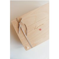 Erinnerungskiste Kommunion Taufe Konfirmation - Personalisiert Mit Name & Acrylsymbol Geschenkidee Für Paten Oder Großeltern Erinnerungskiste Kommunion Taufe Konfirmation - Personalisiert Mit Name & Acrylsymbol Geschenkidee Für Paten Oder Großeltern von EmmaWulfersStudio