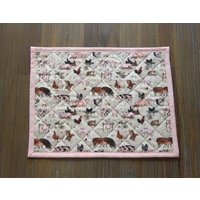 Tischset Platzdecke Stallgeschichten Acufactum, Genäht, Ca. 40 X 30 cm, Im Landhausstil Tischset Platzdecke Stallgeschichten Acufactum, Genäht, Ca. 40 X 30 cm, Im Landhausstil von EmmelotteHandmade