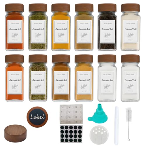 Emotionlin 12er Gewürzgläser-Set 120ml – Gewürzgläser eckig mit Akazienholz-Deckel & Streueinsatz – Gewürz Organizer inkl. Etiketten, Trichter, Bürste – Für Schublade, Regal, Outdoor & Geschenk von Emotionlin
