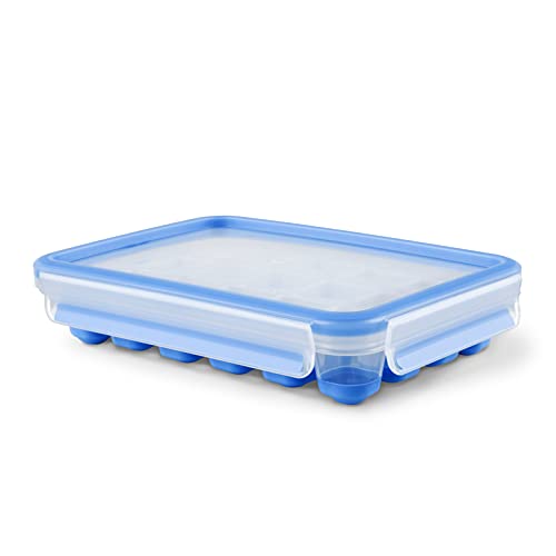 Emsa 514549 CLIP & CLOSE Eiswürfelbox | mit Frischedeckel | für 24 Eiswürfel | Flexibler Boden | 100 Prozent Dicht | selbst im gekippten Zustand | Blau | 22,6 x 16,5 x 4,9 cm von Emsa