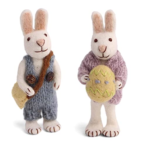 Gry & SIF Osterhasen Figuren klein zum Aufhängen oder Hinstellen, aufwendige Handarbeit mit vielen Details, Fairtrade, Osterdeko aus Filz | 1x Deko Häschen mit Tasche und Osterei, 15 cm von Én Gry & Sif