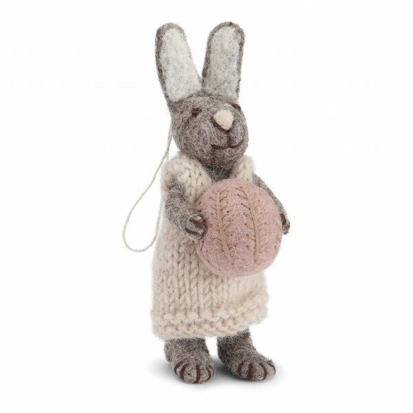 Gry & Sif Grauer Hase mit Lavendel-Ei von Gry & Sif