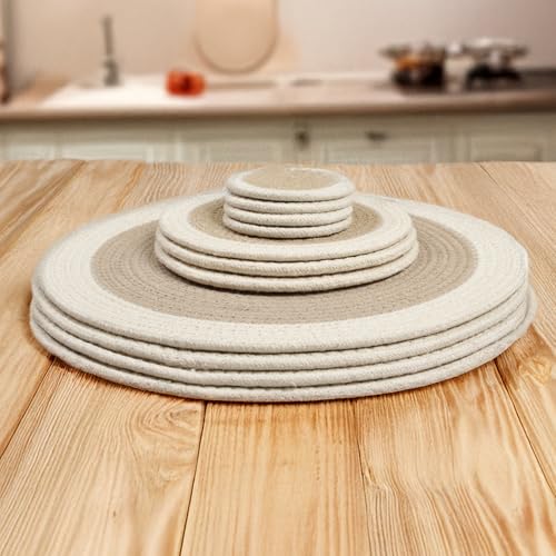 Encasa XO Baumwoll-Deko-Kombiset für den Esstisch mit 4 Tischsets, 4 Untersetzer, 3 Topfuntersetzer | Handgemachter Rippenstil | Beige & Cremeweiß | Saugfähig & Hitzebeständig Encasa XO Baumwoll-Deko-Kombiset für den Esstisch mit 4 Tischsets, 4 Untersetzer, 3 Topfuntersetzer | Handgemachter Rippenstil | Beige & Cremeweiß | Saugfähig & Hitzebeständig von Encasa XO