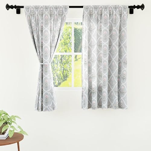 Encasa Homes Polyester halbtransparent Gedruckt Window Vorhänge mit Krawattenrücken 142 x 137 cm (4.5 ft), Light Grey - 2 Packung - Nicht schrumpfen & maschinenwaschbar von Encasa