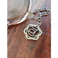 Das Sakralchakra Tee Infuser | Kräuter-Lose-Blatt-Teekugel Yoga Meditation 2. Chakra von EnchantedEnergy
