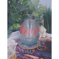 Fable Namesake Weinglas, Adrienne Jung, Bookish Merch, Nichts Ist Frei von EnchantedFandom