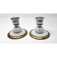 Vintage Tirschenreuth Bavaria Porzellan Kerzenhalter 1927 Mit Gold Floraler Verzierung - 2Er Set von EnchantedFortress